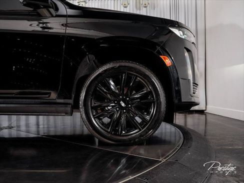Used 2022 Cadillac Escalade Sport w/ Touring Package AWD/4WD image 16