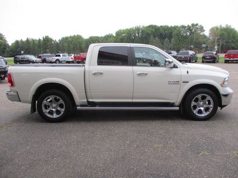 Used 2016 RAM 1500 Laramie w/ Convenience Group AWD/4WD image 11