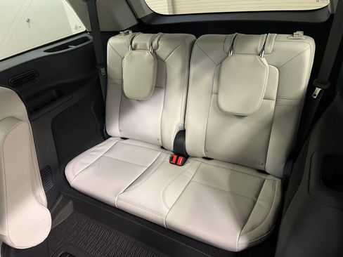 New 2026 Lincoln Aviator AWD image 30