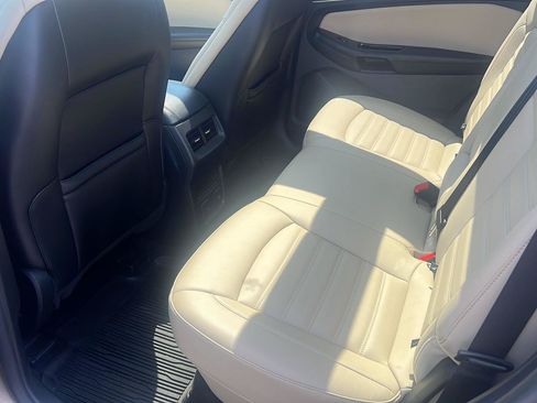 Used 2020 Ford Edge SEL w/ Convenience Package AWD/4WD image 13