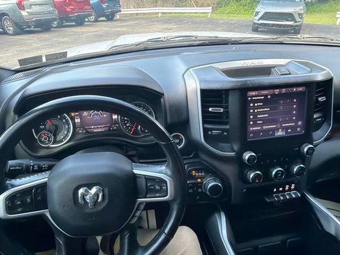 Used 2022 RAM 1500 Big Horn AWD/4WD image 30
