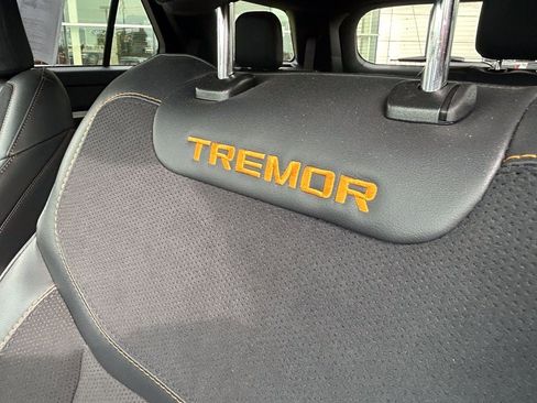 Used 2026 Ford Explorer Tremor w/ Tremor Convenience Package AWD/4WD image 11