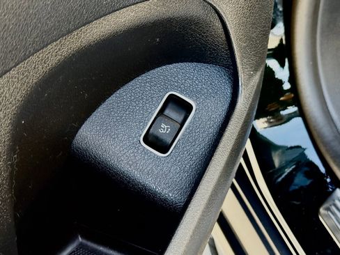 Used 2025 Mercedes-Benz GLE 350 4MATIC image 26