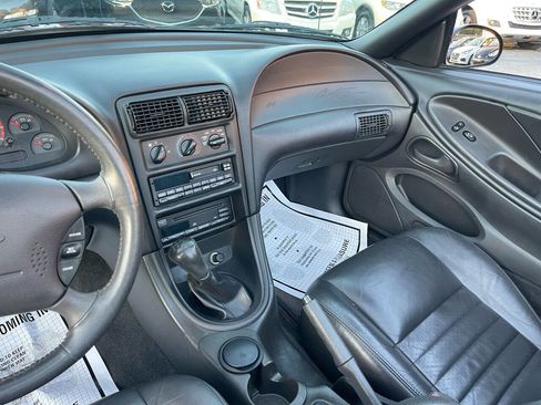 Used 2000 Ford Mustang GT RWD image 24