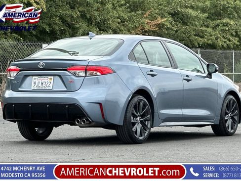 Used 2024 Toyota Corolla SE w/ SE Premium Package FWD image 4
