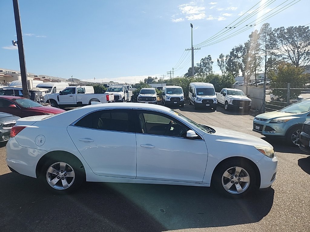 Used 2015 Chevrolet Malibu LT FWD image 17