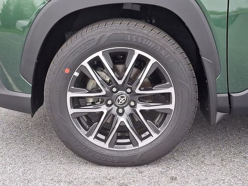 New 2026 Toyota Corolla Cross XLE AWD/4WD image 19