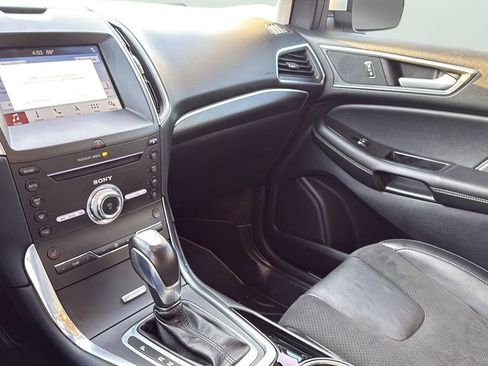 Certified 2018 Ford Edge Sport w/ Technology Package image 20