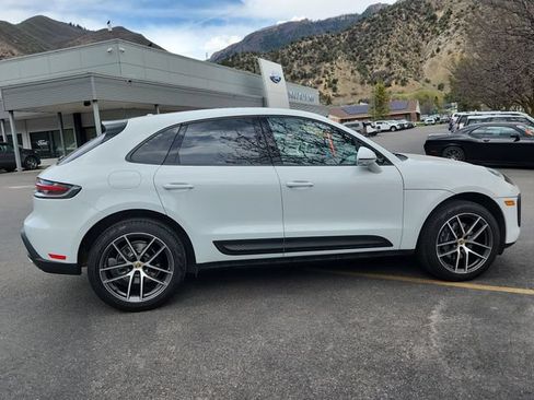Used 2023 Porsche Macan AWD/4WD image 2