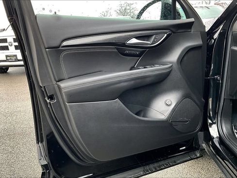 Used 2023 Buick Envision Essence w/ Sport Touring Package AWD/4WD image 22