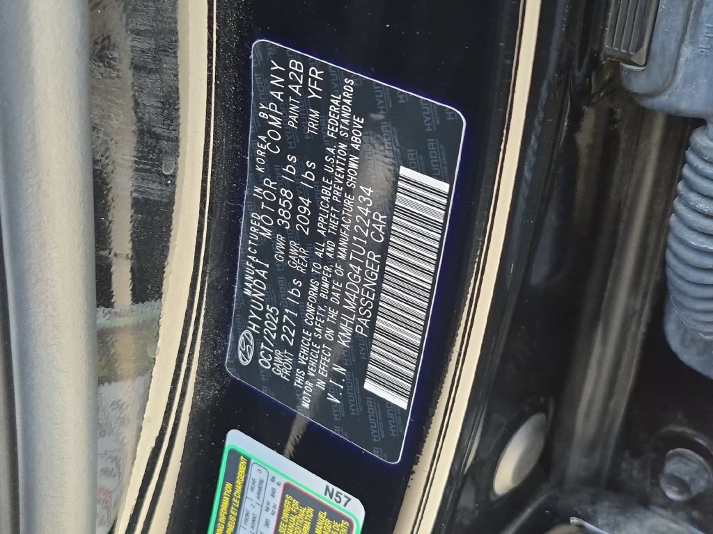 Used 2026 Hyundai Elantra Sport FWD image 36
