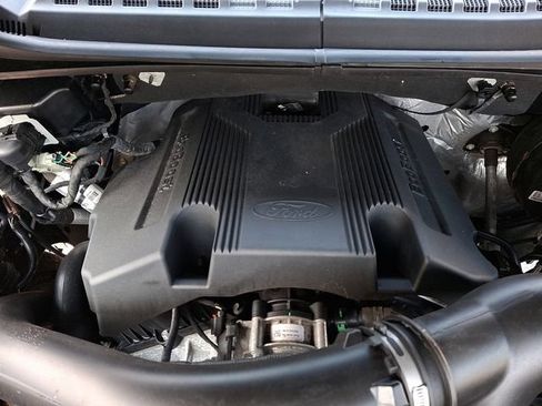Used 2020 Ford F150 Platinum w/ Equipment Group 701A Luxury AWD/4WD image 27
