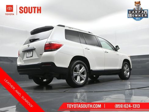 Used 2013 Toyota Highlander Limited image 40