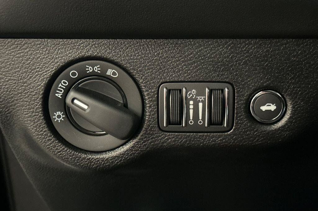 Used 2023 Dodge Challenger SRT Hellcat Redeye RWD image 25