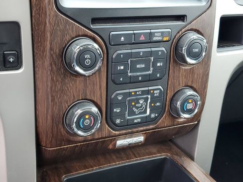 Used 2013 Ford F150 Lariat w/ Luxury Equipment Group AWD/4WD image 22