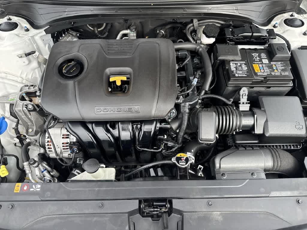 Used 2024 Kia Forte LXS FWD image 12