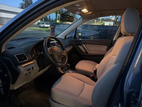 Used 2016 Subaru Forester 2.5i Premium w/ Popular Package #2 AWD/4WD image 6