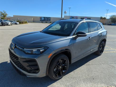 New 2026 Volkswagen Tiguan SE R-Line image 14