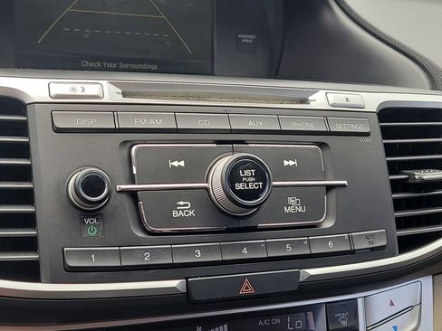Used 2013 Honda Accord LX image 18