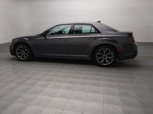 Used 2015 Chrysler 300 S RWD image 3