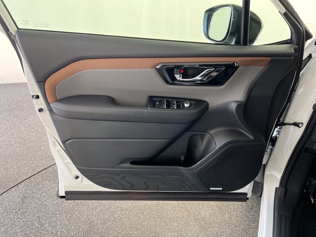 New 2026 Subaru Forester Touring AWD/4WD image 12
