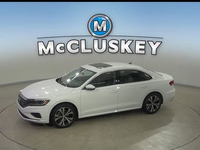 Used 2022 Volkswagen Passat 2.0T SE