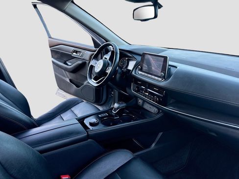 Used 2021 Nissan Rogue SL image 29