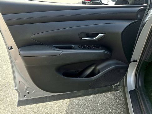 Used 2025 Hyundai Tucson SEL FWD image 12