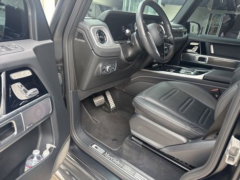 Used 2025 Mercedes-Benz G 550 image 8