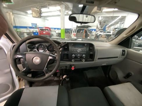 Used 2007 Chevrolet Silverado 3500 W/T w/ Snow Plow Prep Package AWD/4WD image 26