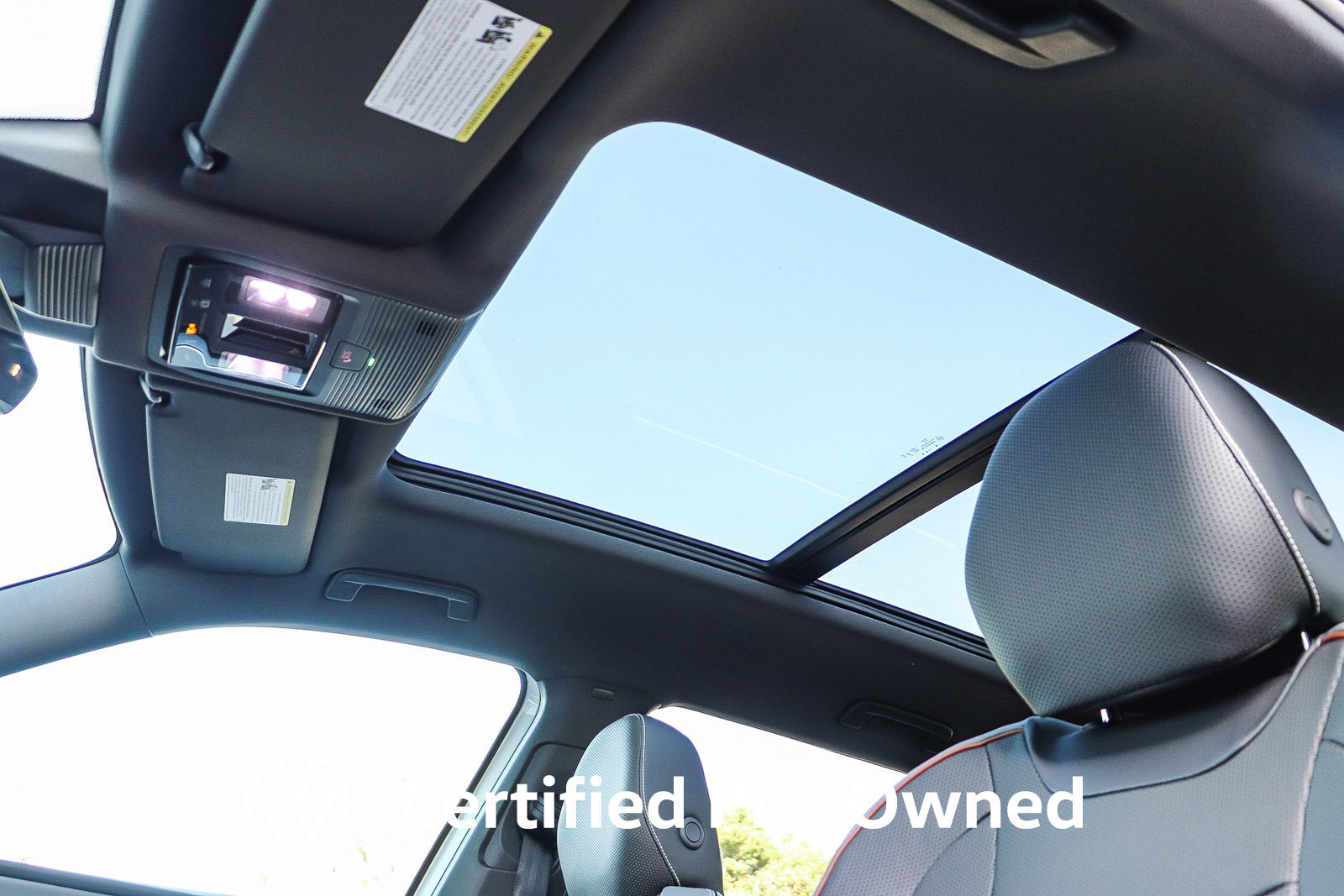 Certified 2023 Volkswagen Taos SE w/ Panoramic Sunroof Package FWD image 26