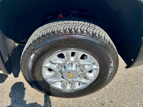 Used 2025 Chevrolet Silverado 3500 W/T w/ WT Convenience Package AWD/4WD image 30