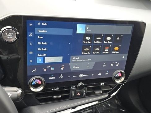 Used 2023 Lexus NX 350 AWD image 12