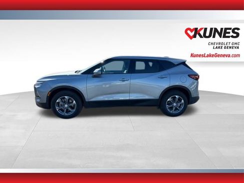 Used 2025 Chevrolet Blazer LT image 7