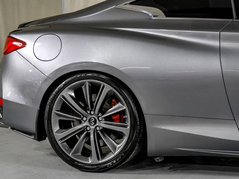 Used 2018 INFINITI Q60 Red Sport 400 w/ Sensory Package 3.0T Sport image 5