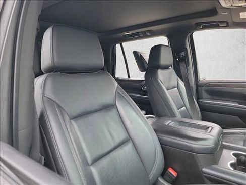 Used 2021 Chevrolet Tahoe Z71 w/ Z71 Off-Road Package image 16