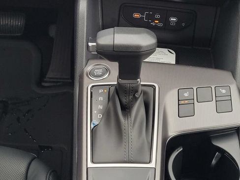 New 2026 Kia Sportage EX FWD image 17