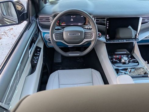 New 2026 Jeep Grand Wagoneer L Limited AWD/4WD image 13