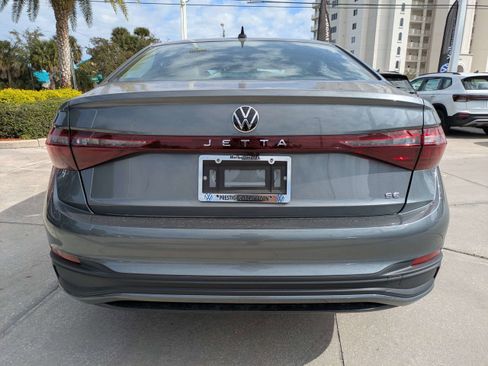 New 2026 Volkswagen Jetta SE image 5