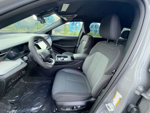 New 2026 Jeep Cherokee Laredo AWD/4WD image 13