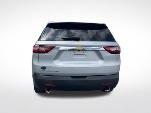 Used 2018 Chevrolet Traverse LS AWD/4WD image 14