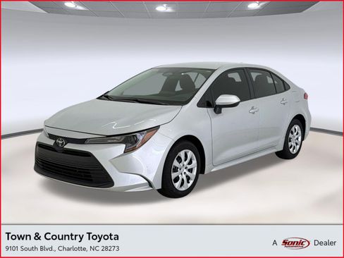 Used 2024 Toyota Corolla LE FWD image 1