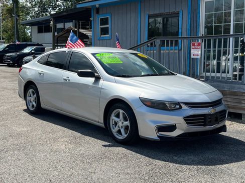 Used 2016 Chevrolet Malibu LS FWD image 4