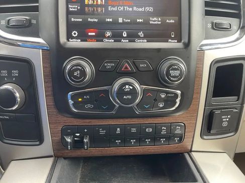 Used 2018 RAM 3500 Laramie AWD/4WD image 29