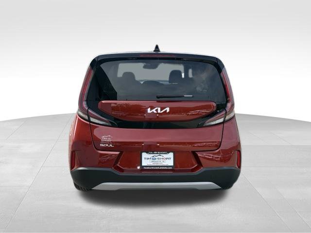 Used 2025 Kia Soul LX FWD image 10