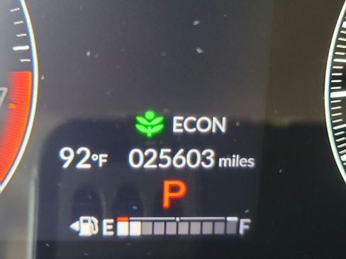 Used 2023 Honda HR-V EX-L image 21