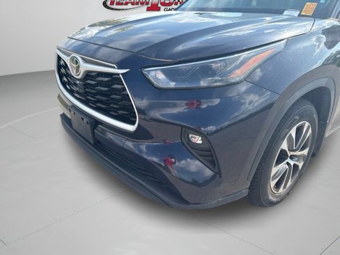 Used 2023 Toyota Highlander XLE FWD image 33