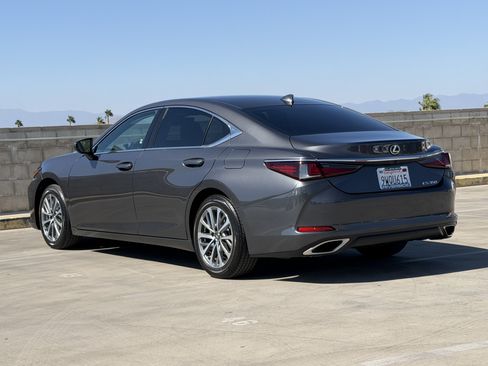 Certified 2025 Lexus ES 350 FWD image 6