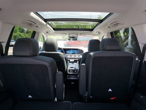 New 2026 Mercedes-Benz GLS 450 4MATIC image 55