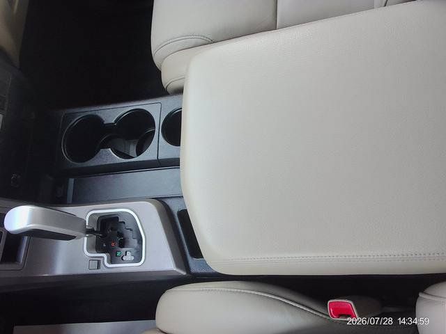 Used 2013 Toyota Sequoia Limited AWD/4WD image 16